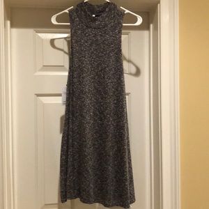 Sleeveless dress